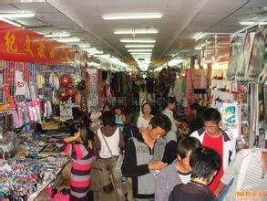 黑龍江哈爾濱服裝城全攻略 地址交通、拿貨技巧與營業時間詳解